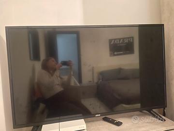 Televisione 50 pollici AKAI smart tv