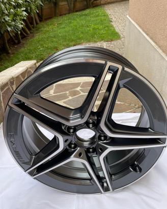 1x cerchio 19’ originale Mercedes GLA