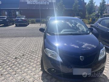Lancia Ypsilon 1.2 GPL – 2021 – 84.000 km – Blu