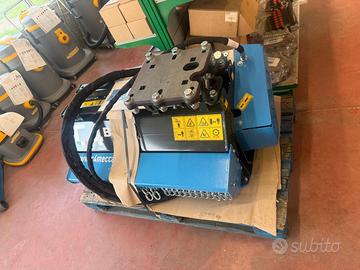 TRINCIA PER ESCAVATORE C4