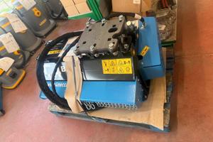 TRINCIA PER ESCAVATORE C4