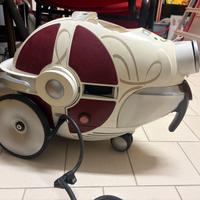 "GIOEL AIR aspirapolvere e igienizzante a vapore."