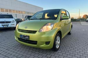 DAIHATSU - Sirion - 1.3i 16V 4WD CX