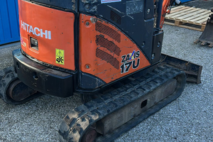 Mini escavatore Hitachi u17