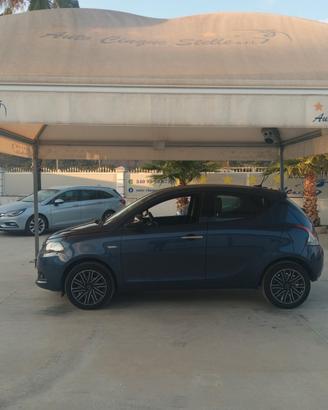 Ypsilon 1.0 C.V 70 Fire Hybrid IL TOP PERFETTA QUA