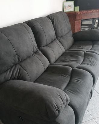 divano tre posti con recliner elettrico 