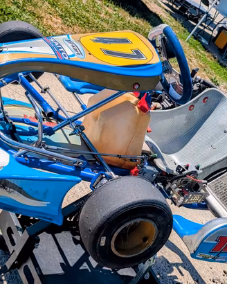 Kart telaio Top Kart motore Iame pochissimi litri!