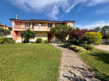 VILLA SINGOLA A NERVESA DELLA BATTAGLIA