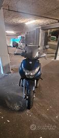 Beverly 400cc