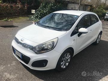 Kia Rio 1.1 CRDi 5p. Cool