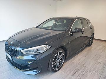Bmw 118 118d 5p. Msport