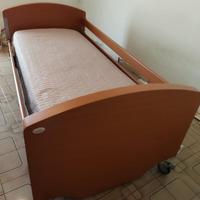 Lettino sanitario elettrico