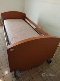 Lettino sanitario elettrico