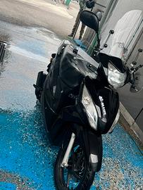 Motorino pari a nuovo funziona benissimo