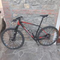 front specialized modello stumpjumper bici mtb