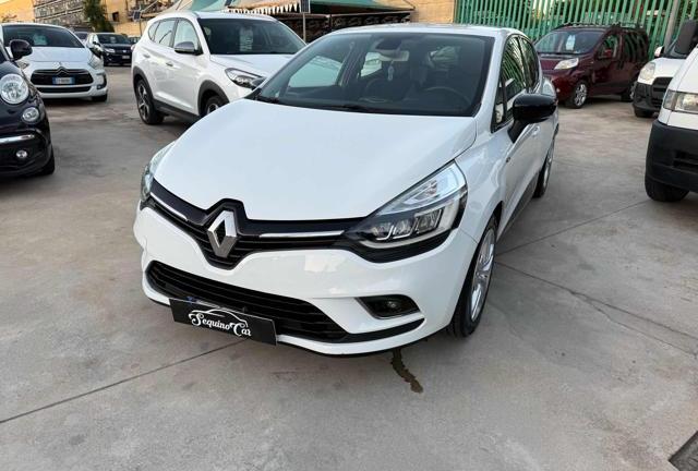 RENAULT Clio dCi 8V 75 CV 5 porte Moschino Life