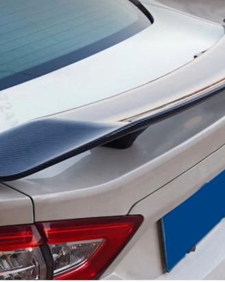 Alettone per berlina/coupé 