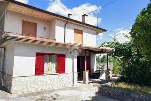 CASA INDIPENDENTE A SAN MICHELE DI SERINO
