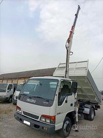 ISUZU NPR CASSONE RIBALTABILE E GRU