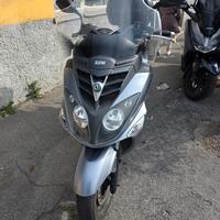 Scooter Sym 125