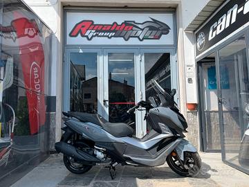 Sym Cruisym 300 TCS E5 - 1.200 km