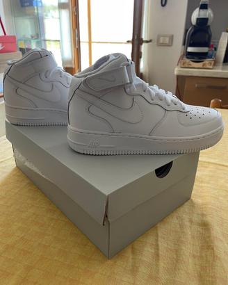 Nike scarpe