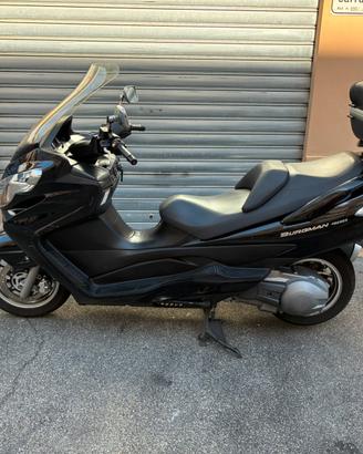 Suzuki Burgman 400