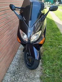 Yamaha T Max - 2003