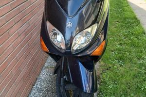 Yamaha T Max - 2003