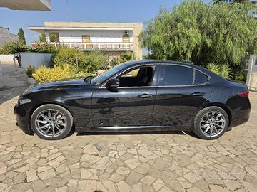 Alfa Fomeo giulia 150cv