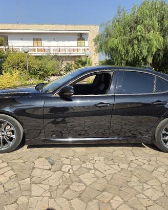 Alfa Fomeo giulia 150cv
