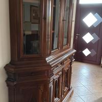 Mobile vetrina per sala