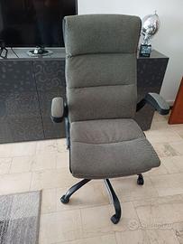 Poltrona da ufficio girevole Liriel tessuto grigio