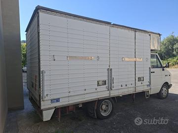 Iveco turbo dayli 35-120 piu attrezzatura commerci