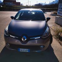 Automobile Renault clio 1.5