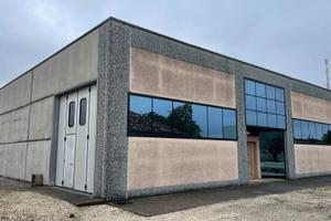 Immobile di 310 m² a Casaleone