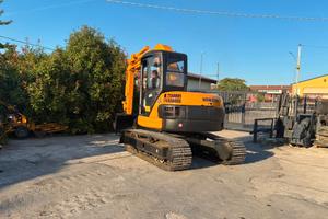 E266 - ESCAVATORE KOMATSU PC 75