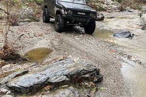 Toyota land cruiser Lj70