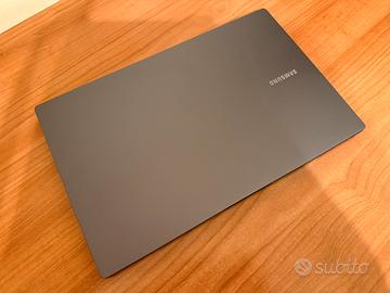 Samsung Galaxy Book 4 come nuovo