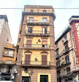 Corso Garibaldi - appartamento con due terrazzi