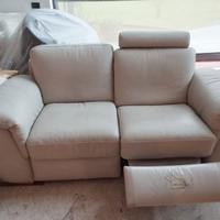 Divano Natuzzi in pelle beige