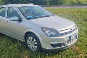 Opel Astra 1.6 Benz.
