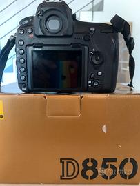 Nikon D 850, scatola e accessori originali