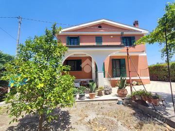 VILLA SINGOLA A FOGGIA