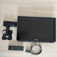 Televisione Toshiba con supporto muro