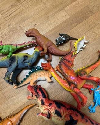 Set Dinosauri in gomma/plastica morbida e rigid