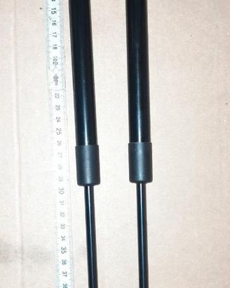 Pistoncini cofano posteriore L.52 cm.