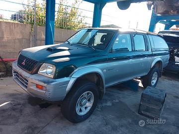MITSUBISHI L200