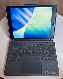 Apple iPad 8ª Gen 128GB Wi-Fi Logitech combo touch