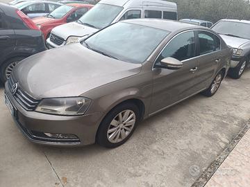 Volkswagen Passat berlina 